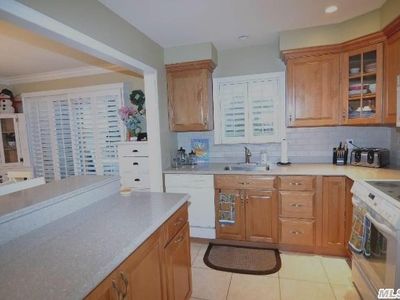 22 W Pond Ct, Smithtown, NY, 11787