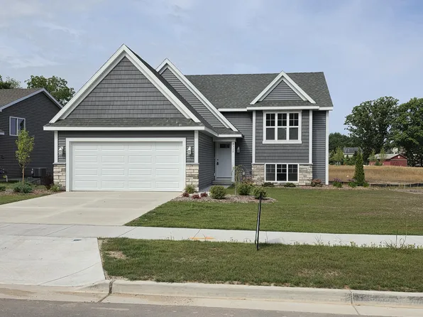 3332 Nature View Dr, Kentwood, MI 49512