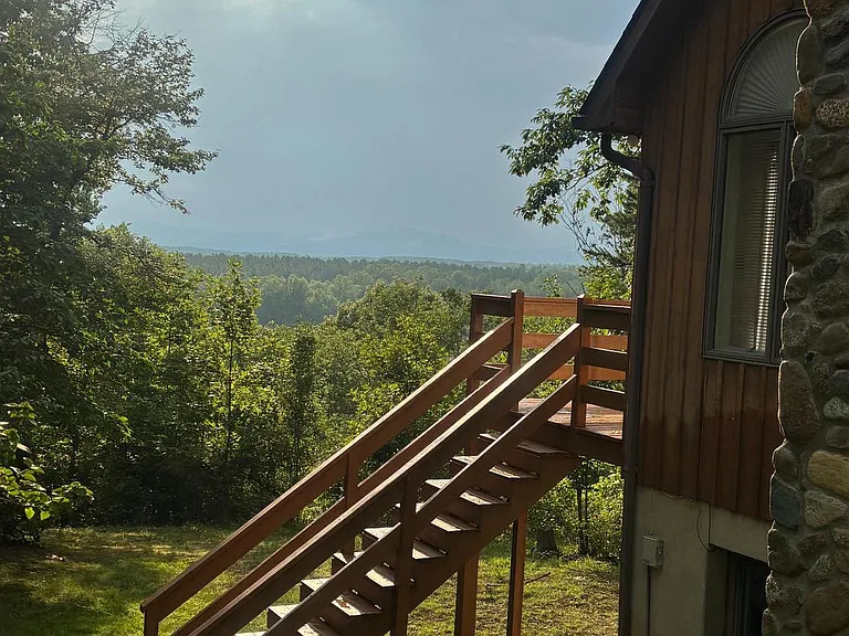 5185 Ridge Rd — Photo 4