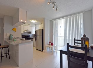 7020 Rue Granville St #2401, Miami Beach, FL 33141