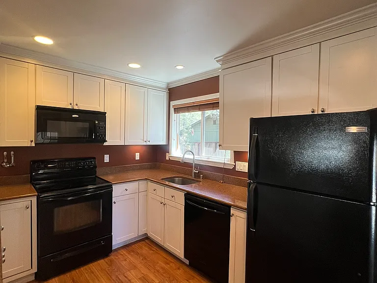 3380 Janet Dr — Photo 26
