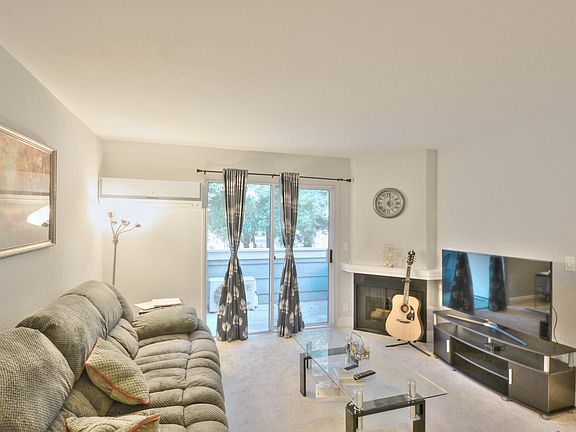 2nd image of 2705 Somerset Park Cir