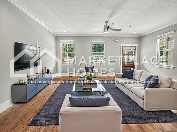2nd image of 119 Bell St