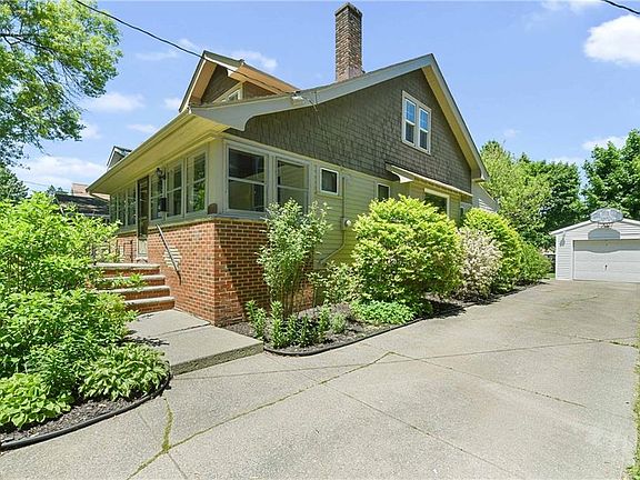 2nd image of 17716 Larchwood Ave