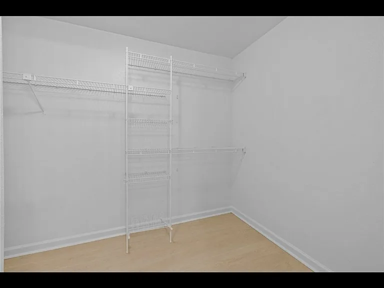 1419 E Sequoyah Ct — Photo 13