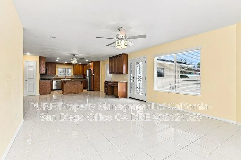 4 bed, 2.0 bath, 1518 sqft, $4,995 — Photo 4