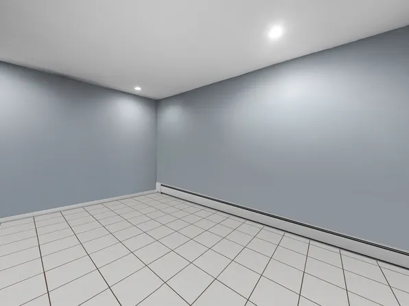 1323 Sutter Avenue image 35 of 50