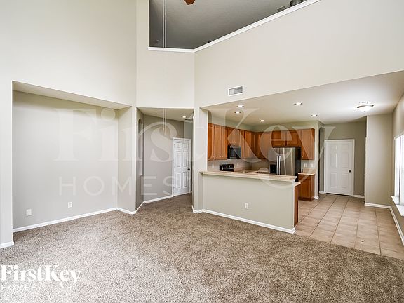 5th image of 3180 Wandering Oaks Dr
