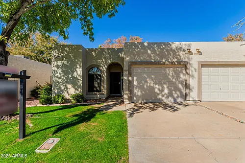 9264 W Morrow Dr Photo 1