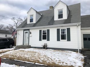 82 Chambly Ave, Warwick, RI 02888