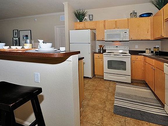 4th image of 8291 Dames Point Crossing Blvd #486