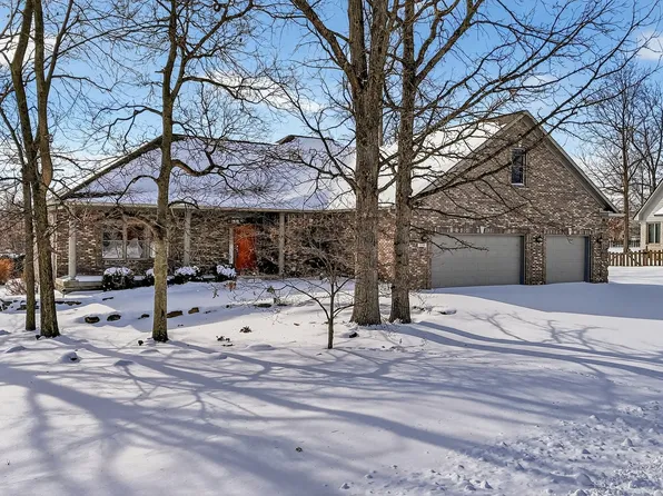 5268 Oakbrook Dr, Plainfield, IN 46168