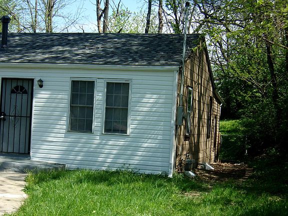 3rd image of 7317 Harney Ave