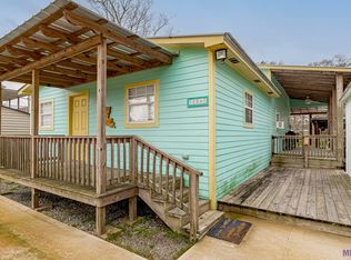 22362 Chinquapin Ave, Maurepas, LA 70449