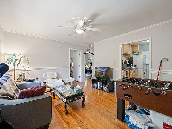 3rd image of 915 N Buchanan Blvd #B