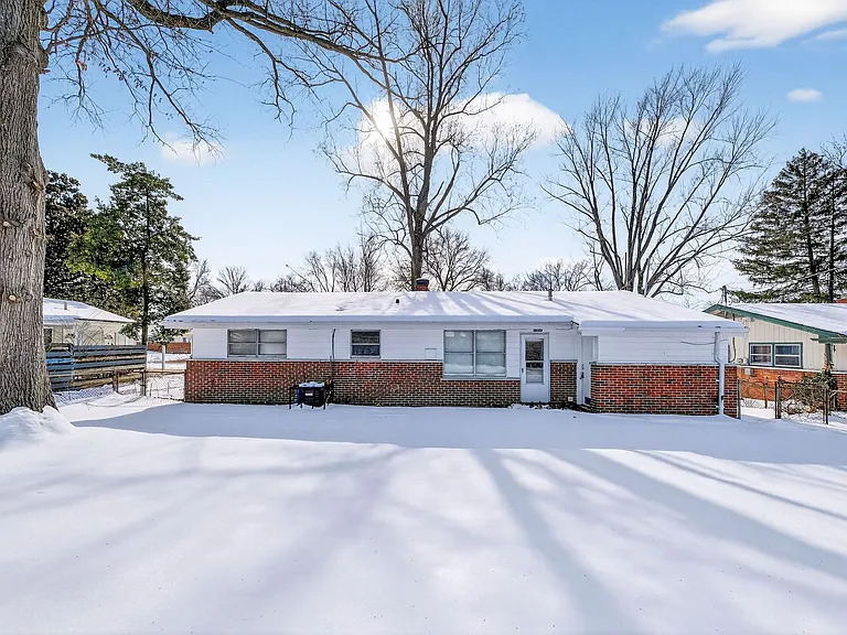 2321 Noll Dr — Photo 25