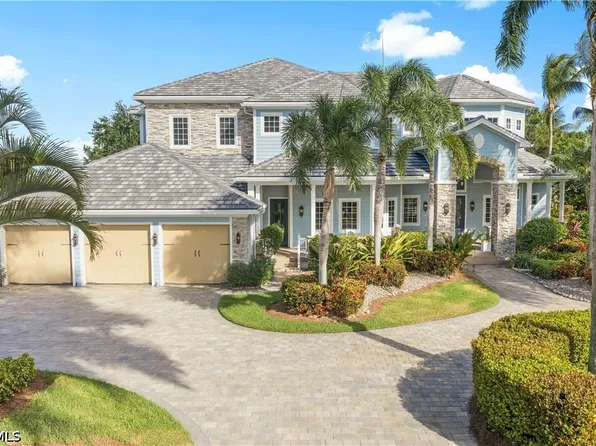12630 Apopka Ct, North Fort Myers, FL 33903