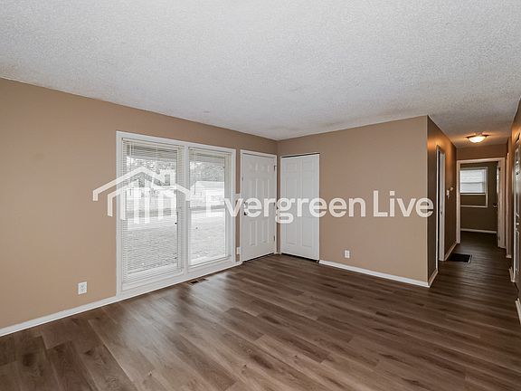 3rd image of 8711 E 92nd Ter