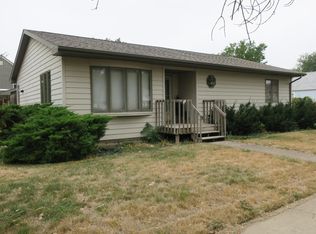 425 E Dakota Ave, Pierre, SD 57501