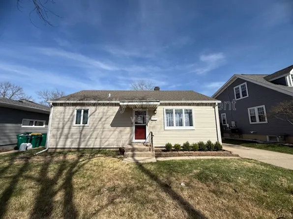 1202 Cleveland St, Lockport, IL 60441