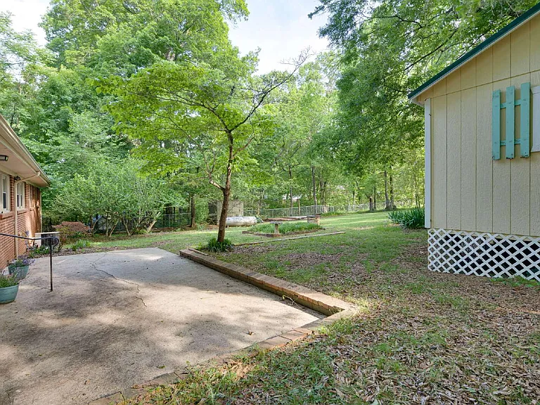 2026 Jefferson Dr — Photo 6