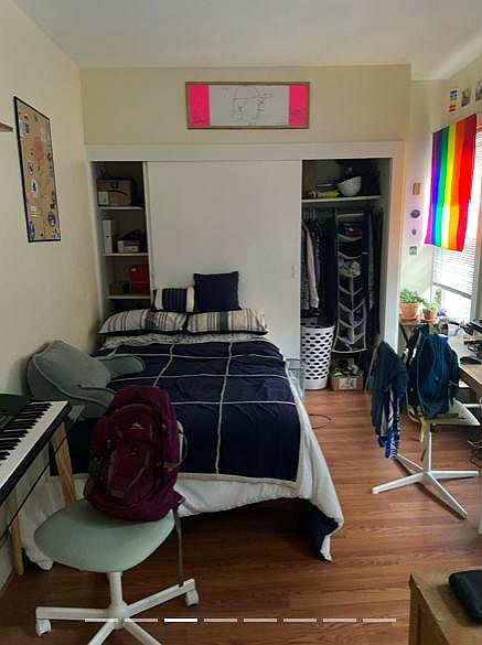 1st image of 132-133 Oxford St #2A