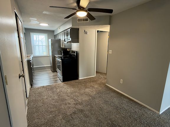 5th image of 4780 Pinoak Dr #D
