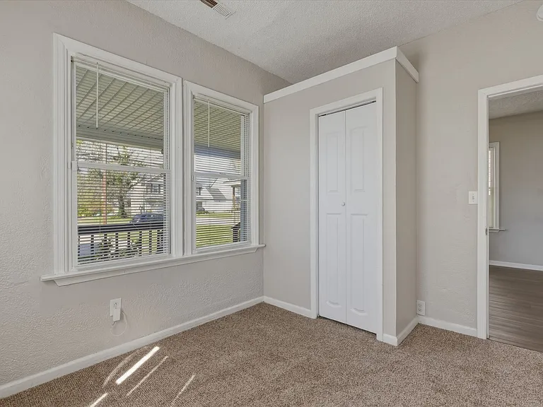 720 Forbes St — Photo 23