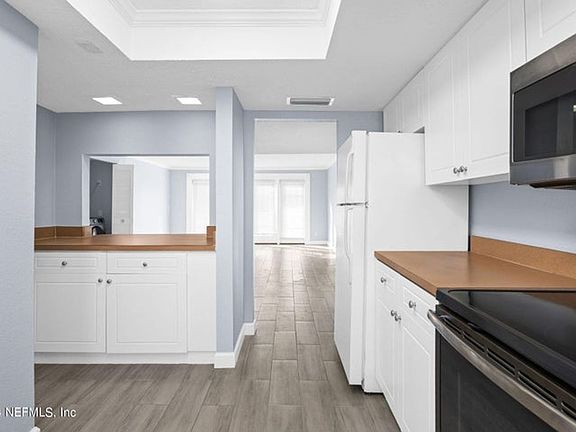 3rd image of 3870 Mission Dr Unit 12