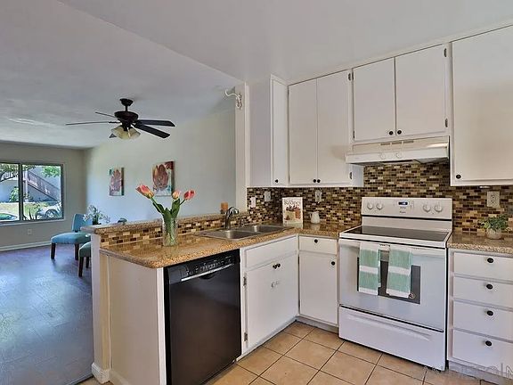 4th image of 6467 Bell Bluff Ave