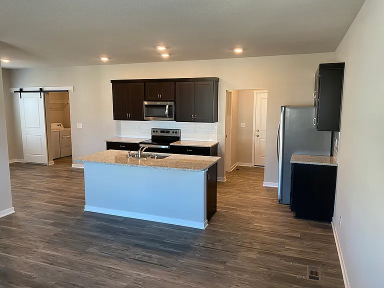 5544 S Prairie View Dr — Photo 3