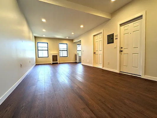 Rented by Platinum Properties | media 8