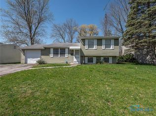 137 Ivanhill Rd, Toledo, OH 43615