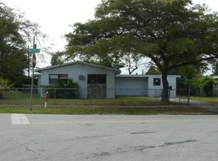 1050 NW 179th St, Miami Gardens, FL 33169