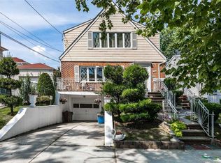 6462 232nd St, Flushing, NY 11364