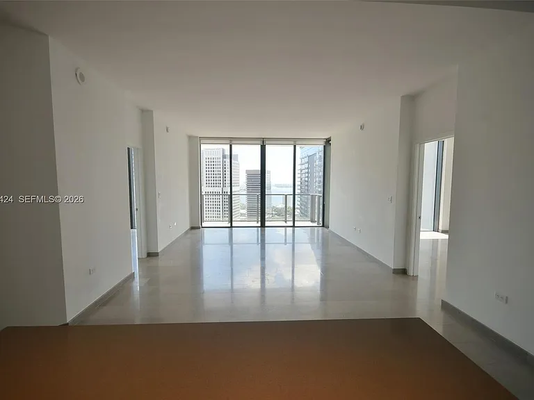 88 SW 7th St — Photo 5