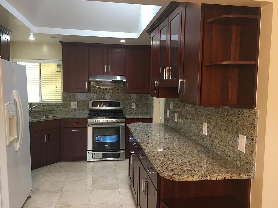 1st image of 10821 Brookwell Dr