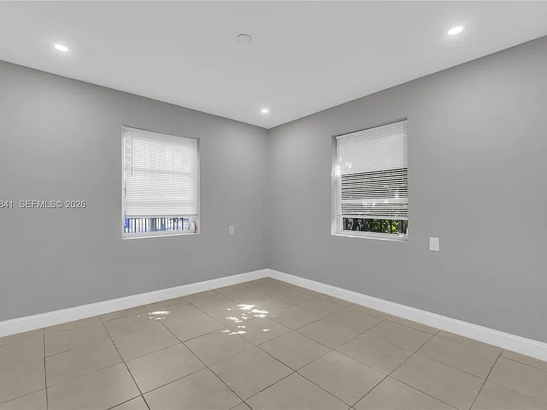 6940 NW 6th Ct #2 — Photo 25