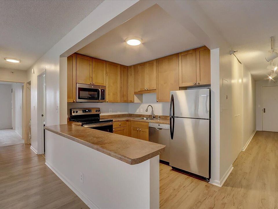 1st image of 1660 N Prospect Ave Unit 505