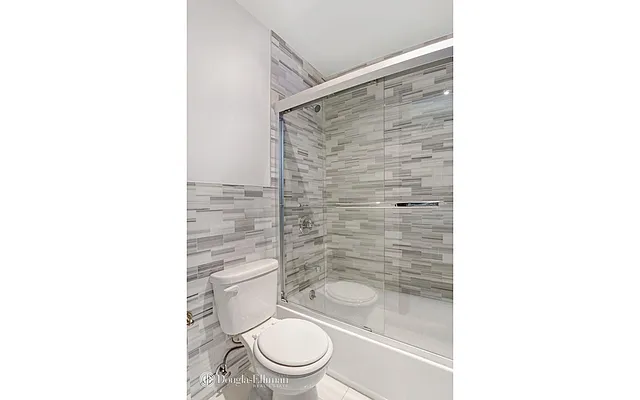 Rented by Douglas Elliman | media 33