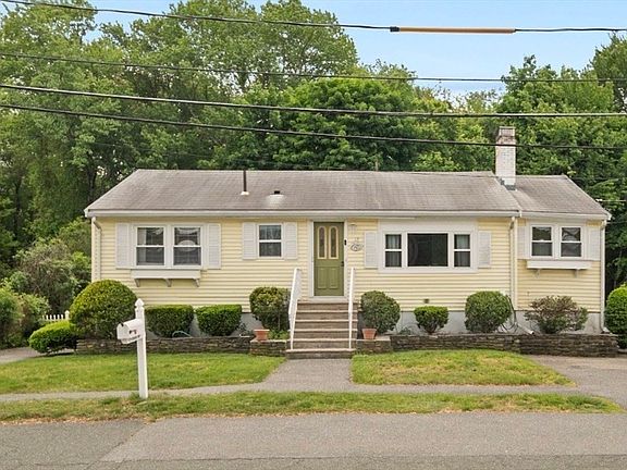 4th image of 12 Karen Rd