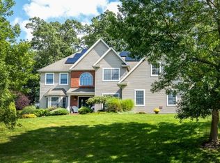 5 Demolino Dr, Rockaway, NJ 07866