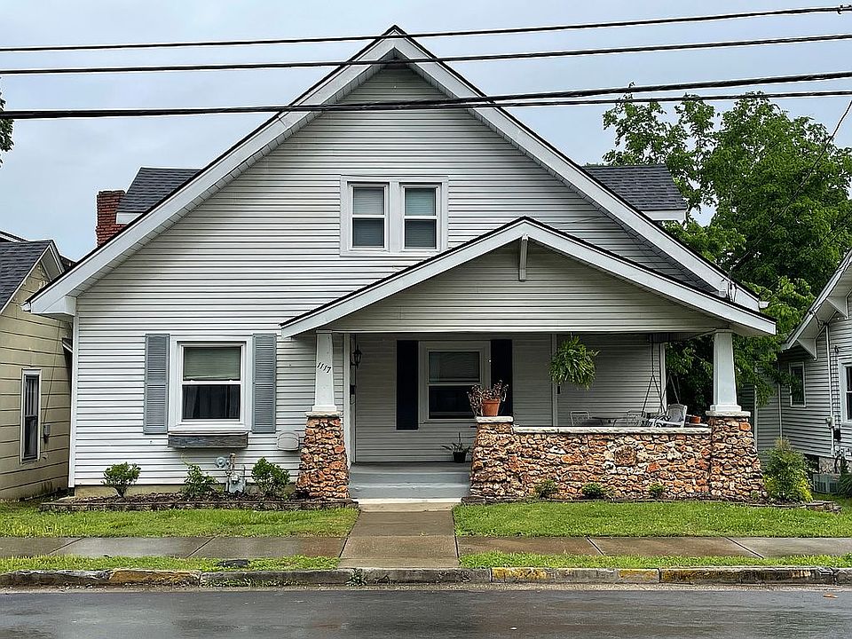 1st image of 1117 Park St