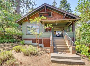 9 Hillcrest St, Ashland, OR 97520
