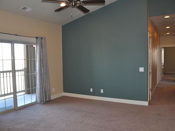 3rd image of 161 W Springview Dr #509
