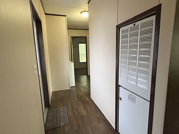 4th image of 1103 N Plaza East Blvd #142