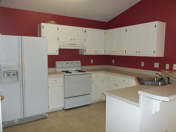 3rd image of 1638 Florence Ave