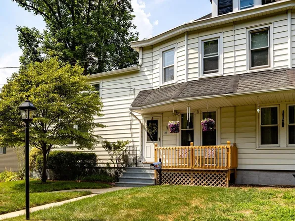 20 New St, Hamilton, NJ 08619