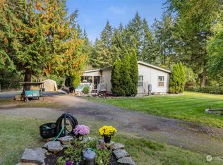 425 SW Wycoff Rd, Pt Orchard, WA 98367