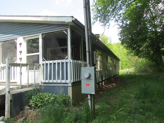 3rd image of 3675 E Main St